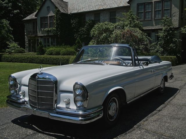1963 Mercedes 220SEb Cabriolet White / Blue Leather Blue Velour Very Good RARE 1963 Mercedes-Benz 200-Series