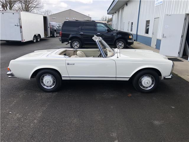 1963 Mercedes-Benz 200-Series Convertible - photo 2