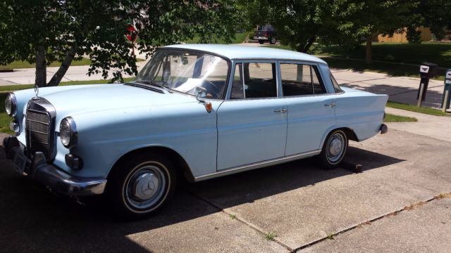1963 Mercedes Benz 190D. With many spare parts 1963 Mercedes-Benz Other