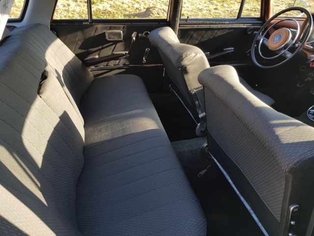 1963 Mercedes-Benz 200-Series - photo 11