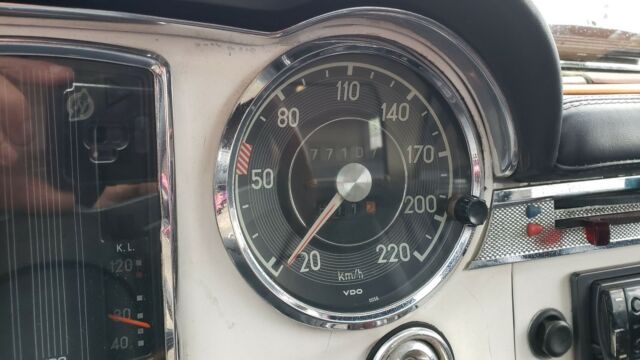 1963 Mercedes-Benz 200-Series - photo 8