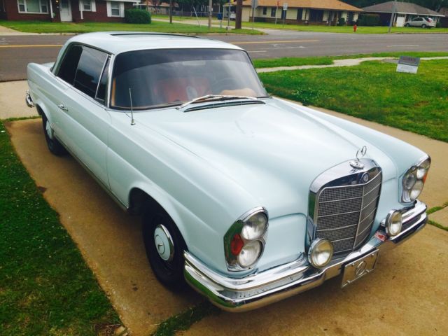 1963 Mercedes-Benz 200-Series 200se