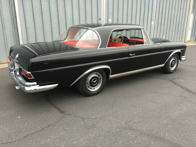 1963 Mercedes-Benz 200-Series 220SE - photo 2