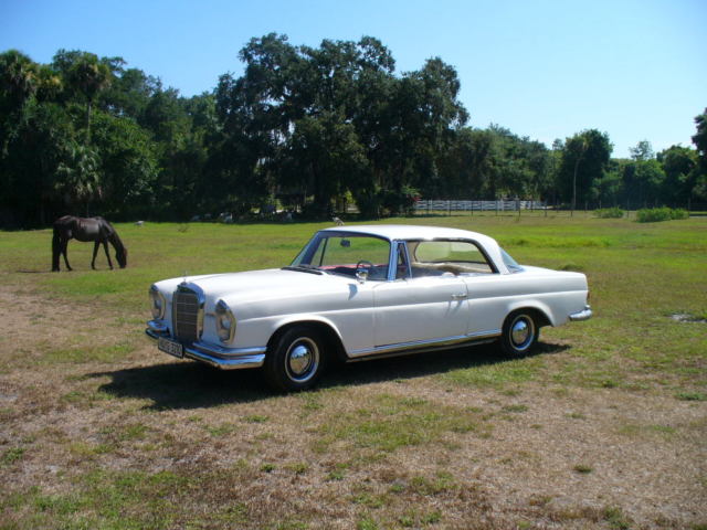 1963 Mercedes-Benz 200-Series - photo 2