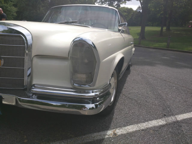 1963 Mercedes-Benz 200-Series 220SEB - photo 4
