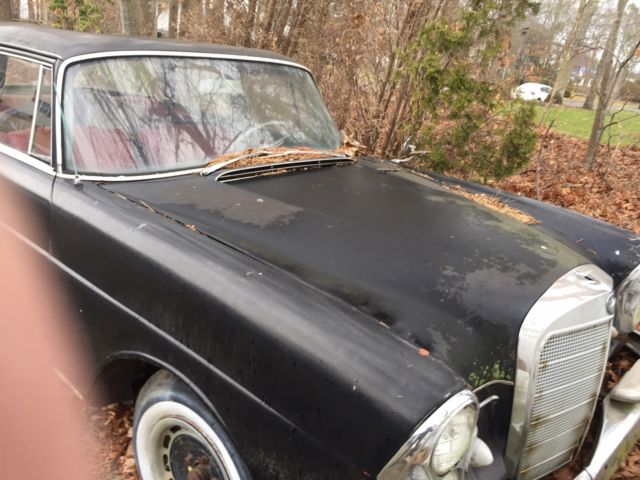 1963 Mercedes-Benz 200-Series - photo 11
