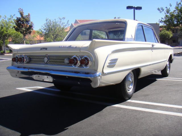 1963 Mercury Comet CUSTOM 2 DOOR SEDAN - photo 3