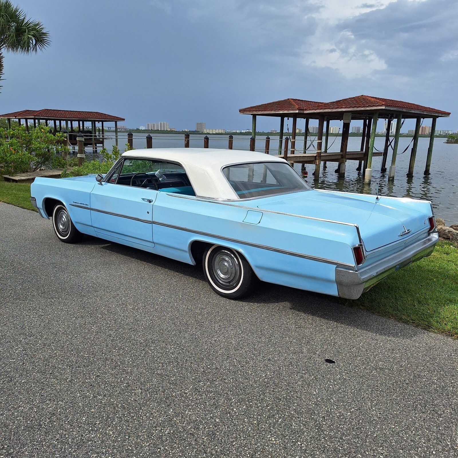 1963 Oldsmobile 88 2 door H.T. - photo 4