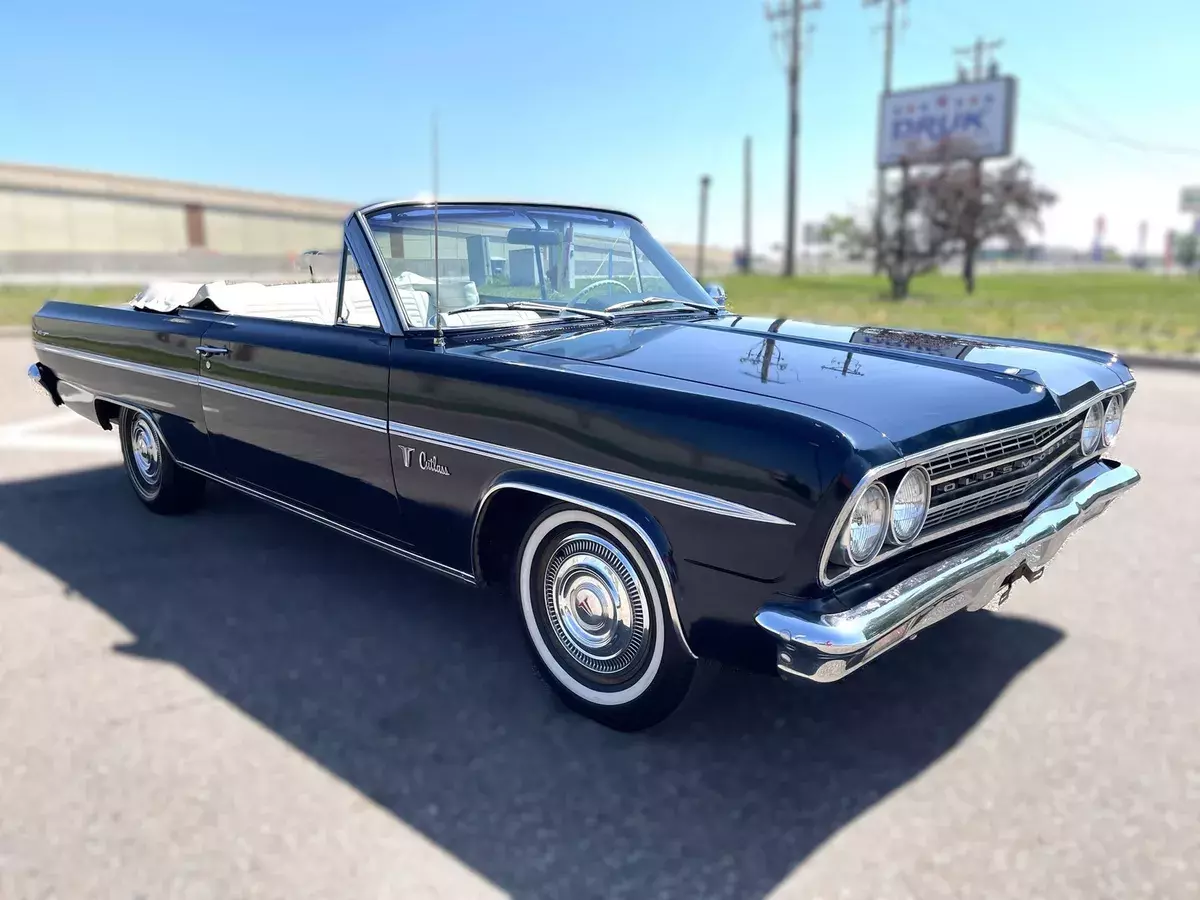 1963 Oldsmobile Cutlass F85 Convertible ** 330 V8 1963 Oldsmobile Cutlass F85
