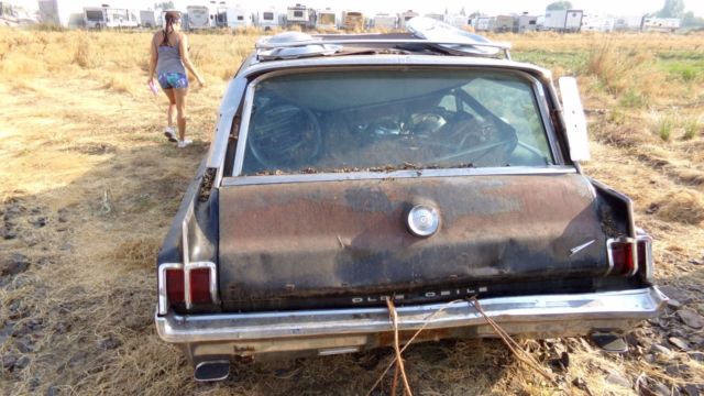 1963 Oldsmobile Eighty-Eight DYNAMIC 88 STATION WAGON**NO RESERVE** - photo 9