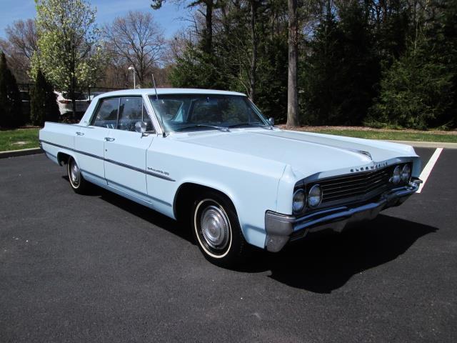 1963 Oldsmobile Eighty-Eight Dynamic Holiday - photo 4