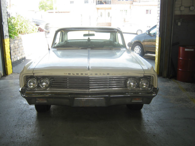 1963 Oldsmobile Holiday - photo 2