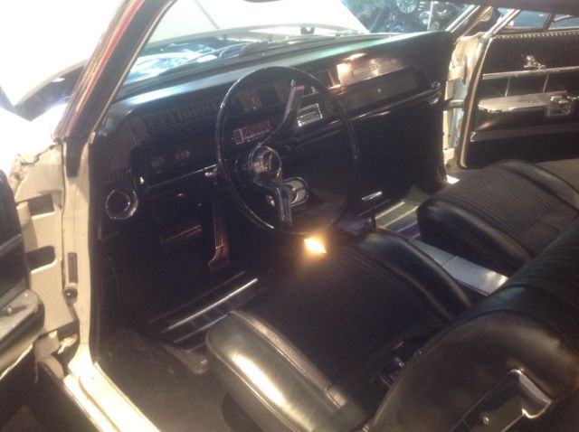 1963 Oldsmobile Ninety-Eight Sport coupe - photo 12