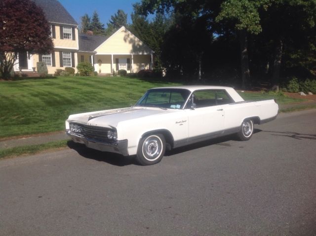 1963 Oldsmobile Ninety-Eight Sport coupe - photo 3