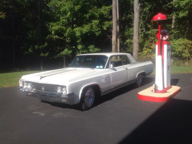 1963 Oldsmobile Ninety-Eight Sport coupe - photo 6