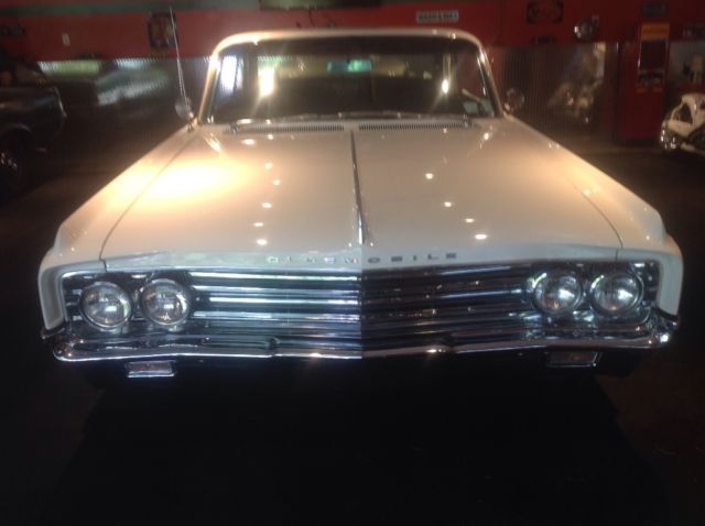 1963 Oldsmobile Ninety-Eight Sport coupe - photo 9
