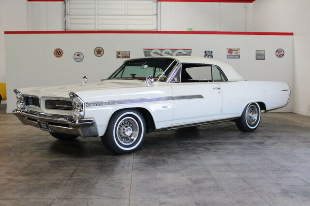 1963 Pontiac Bonneville 50825 Miles White Convertible 1963 Pontiac Bonneville No trim field