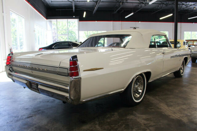 1963 Pontiac Bonneville No trim field - photo 7