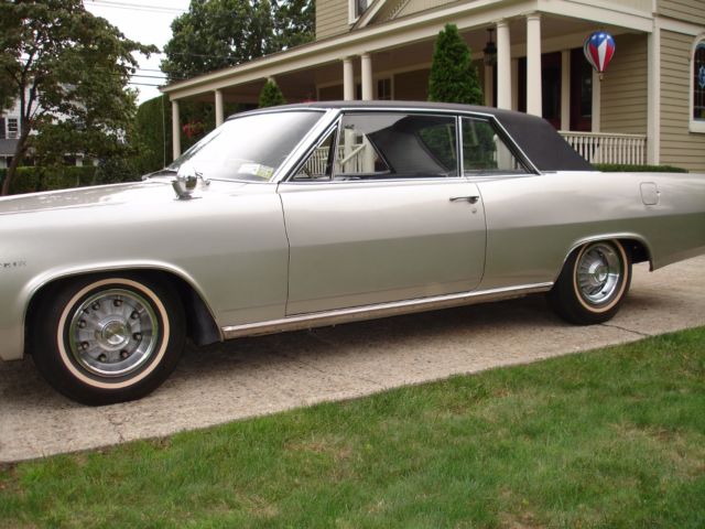 1963 Pontiac Grand Prix TWO DOOR - photo 4
