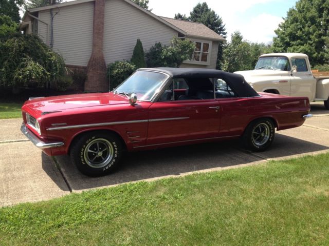 1963 Pontiac Le Mans 2-Door - photo 3