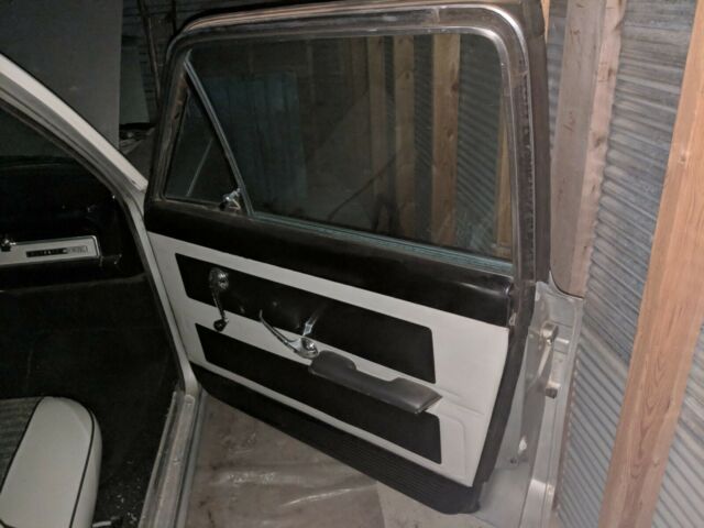1963 AMC Rambler Classic 660 - photo 3