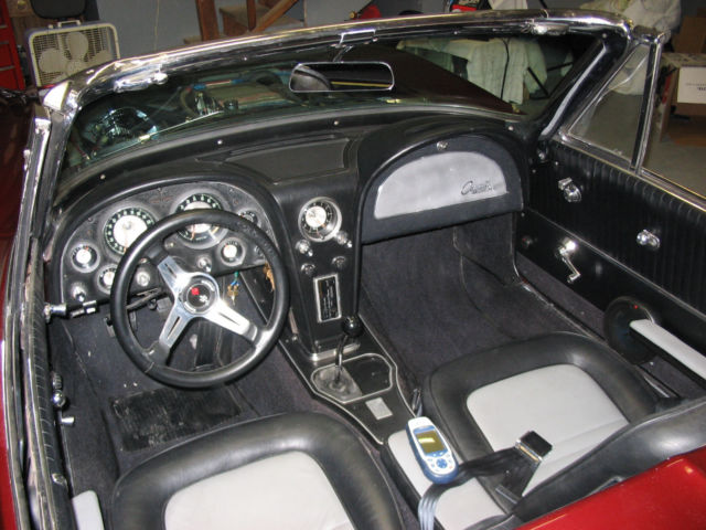 1963 Chevrolet Corvette RED - photo 7