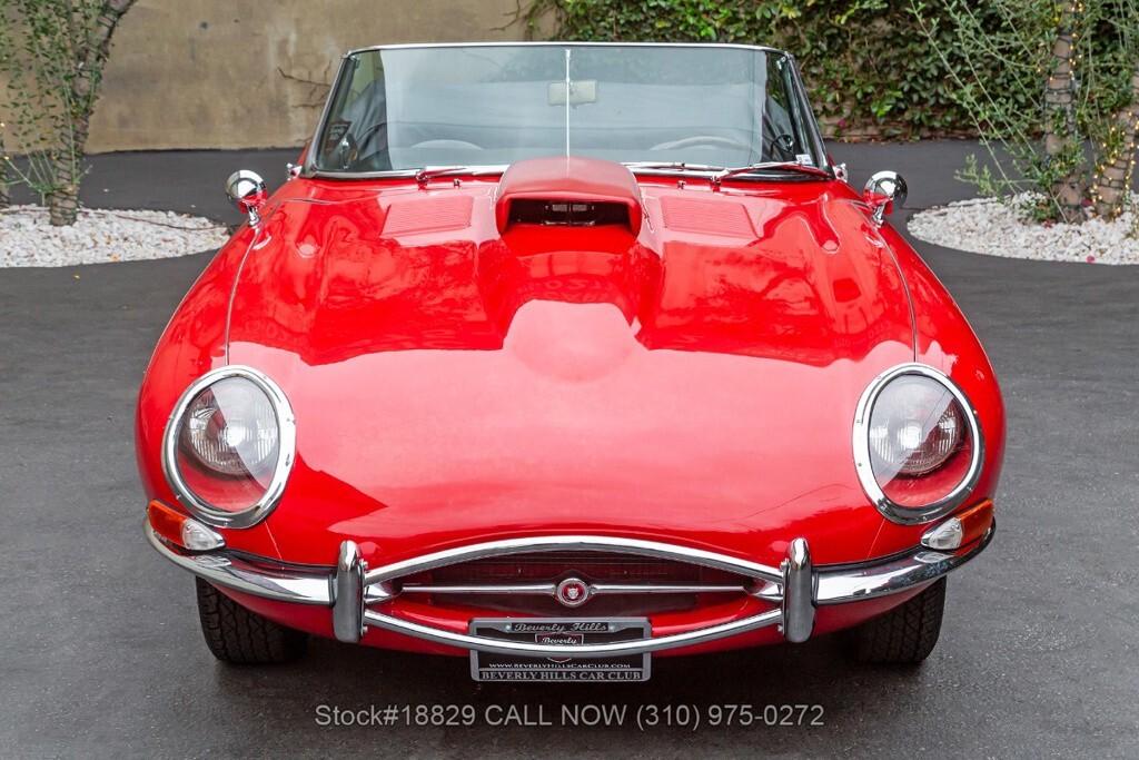 1963 Jaguar XK Roadster With Powerful V8 - photo 2