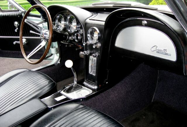 1963 Chevrolet Corvette Stingray Roadster - photo 13