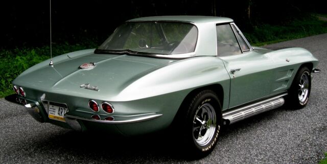 1963 Chevrolet Corvette Stingray Roadster - photo 4