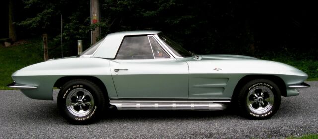 1963 Chevrolet Corvette Stingray Roadster - photo 8