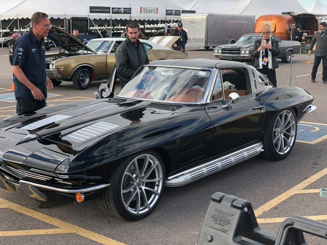 1963 Chevrolet Corvette - photo 2