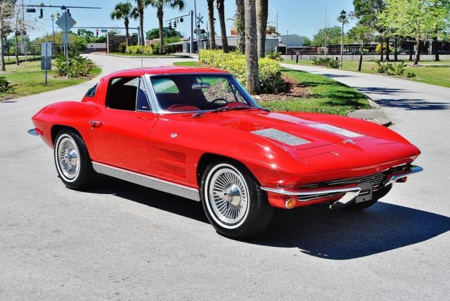 1963 Split Window Chevrolet Stingray Corvette 4 speed 327 V-8 rare classic 1963 Chevrolet Corvette Stingray Split Window 4-Speed Factory 4-Barrel
