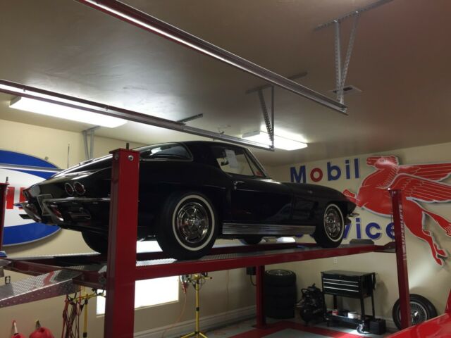 1963 Chevrolet Corvette SPLIT WINDOW COUPE - photo 10