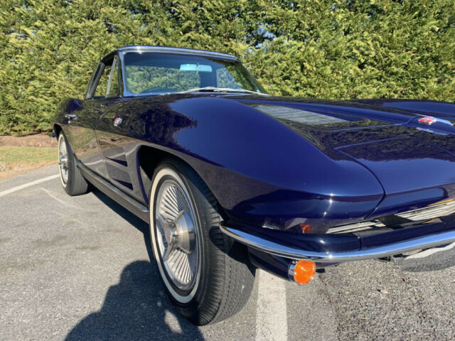 1963 Chevrolet Corvette STING RAY - photo 5