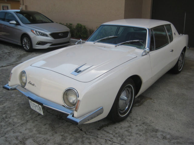 1963 Studebaker AVANTI ORIGINAL FIRST YEAR CAR WITH SPECIAL OPTIONS - RAR - photo 4