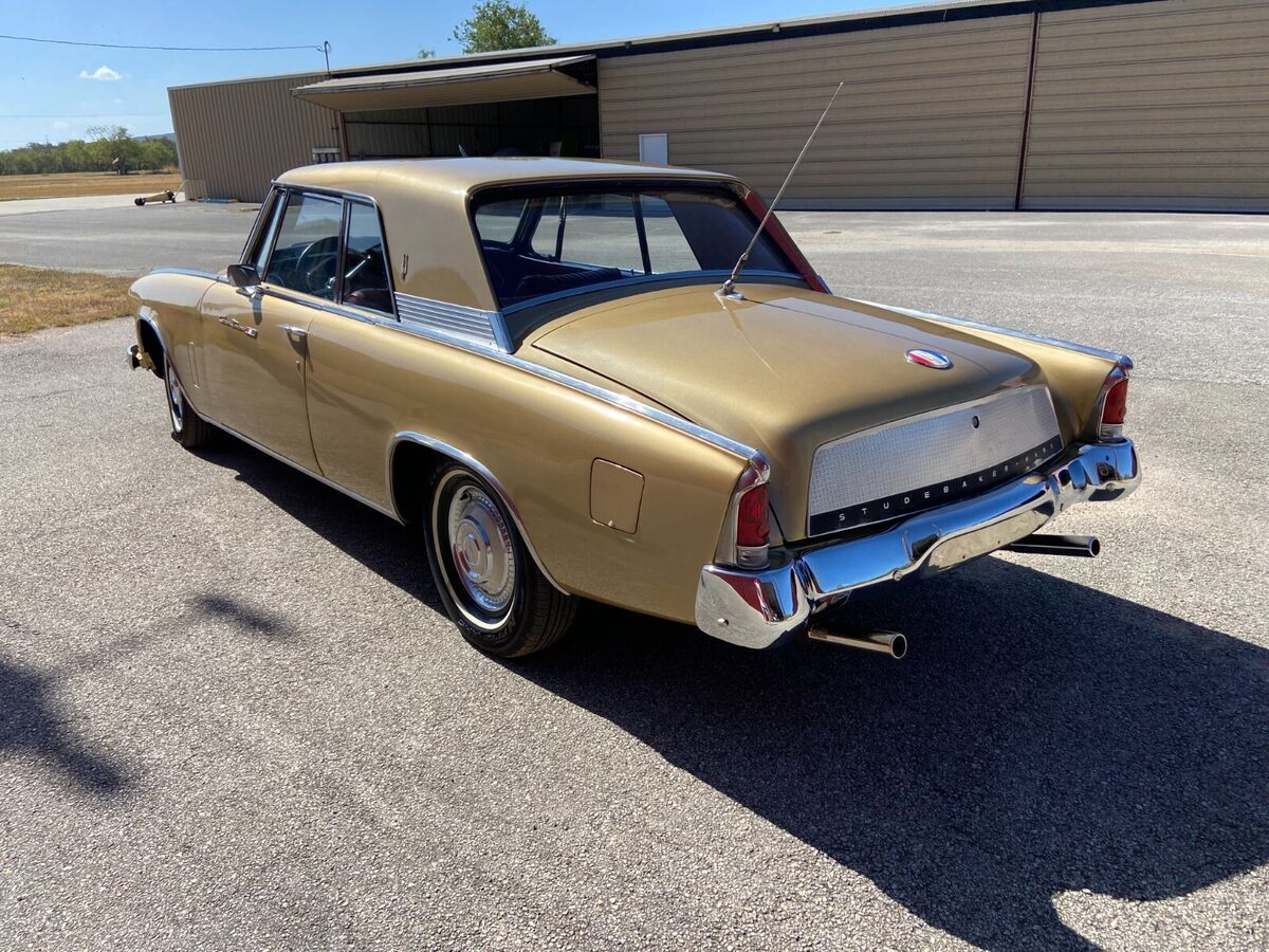1963 Studebaker Gran Turismo - photo 3