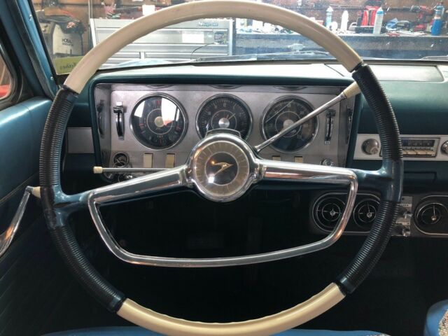 1963 Studebaker Cruiser - photo 3