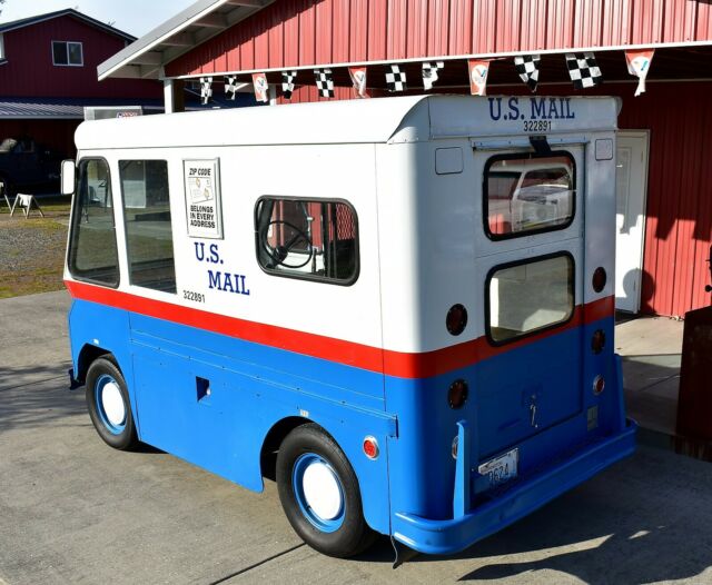 1963 Studebaker 8E5 ZIP Van US Postal Mail Truck - photo 4
