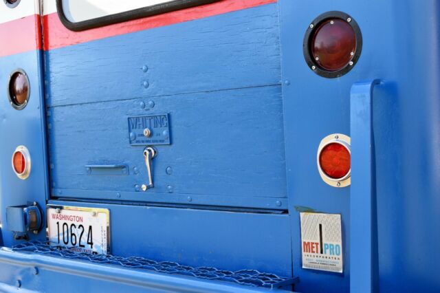1963 Studebaker 8E5 ZIP Van US Postal Mail Truck - photo 5