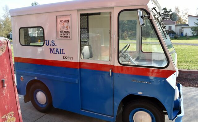 1963 Studebaker 8E5 ZIP Van US Postal Mail Truck - photo 7