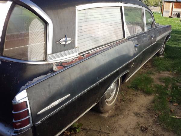 1963 Superior Coach Hearse Pontiac Bonneville 1963 Pontiac Bonneville