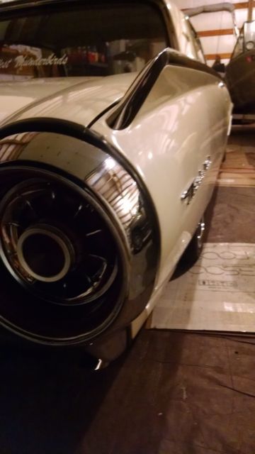 1963 Ford Thunderbird base - photo 12