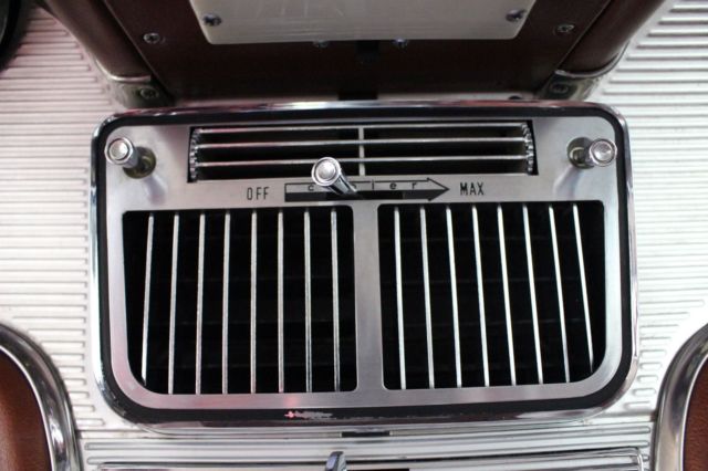 1963 Ford Thunderbird - photo 12