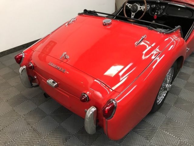 1963 Triumph TR3 4-SPEED. 60-SPOKE WIRES. WOOD/ALLOY STEERING WHEEL. - photo 6