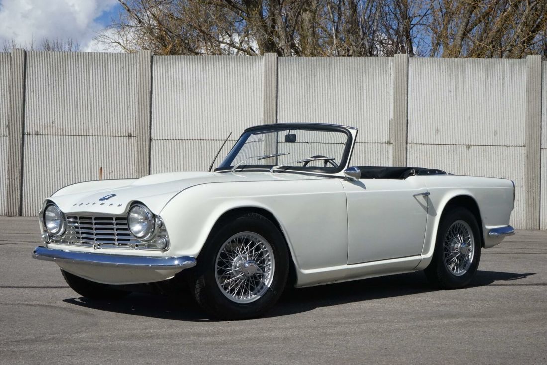 1963 Triumph TR4 - photo 2