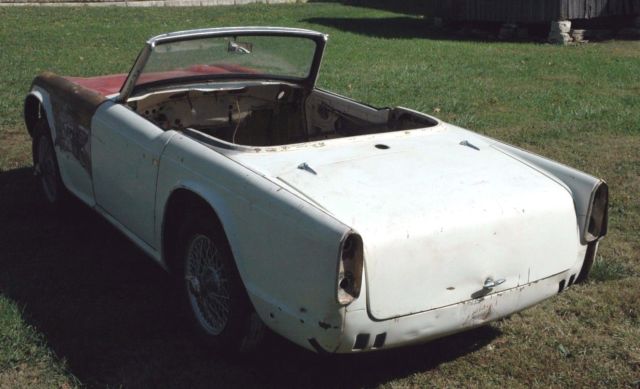 1963 Triumph TR4 - photo 2