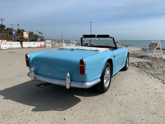 1963 Triumph TR4 - photo 3