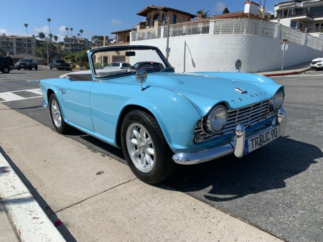 1963 Triumph TR4 - photo 7