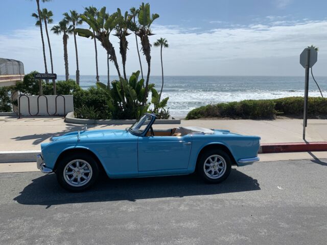 1963 Triumph TR4 - photo 8