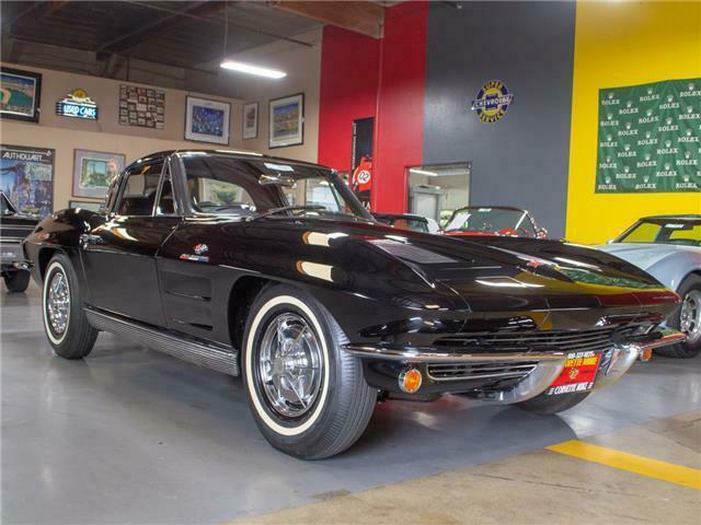 1963 Chevrolet Corvette Coupe - photo 2